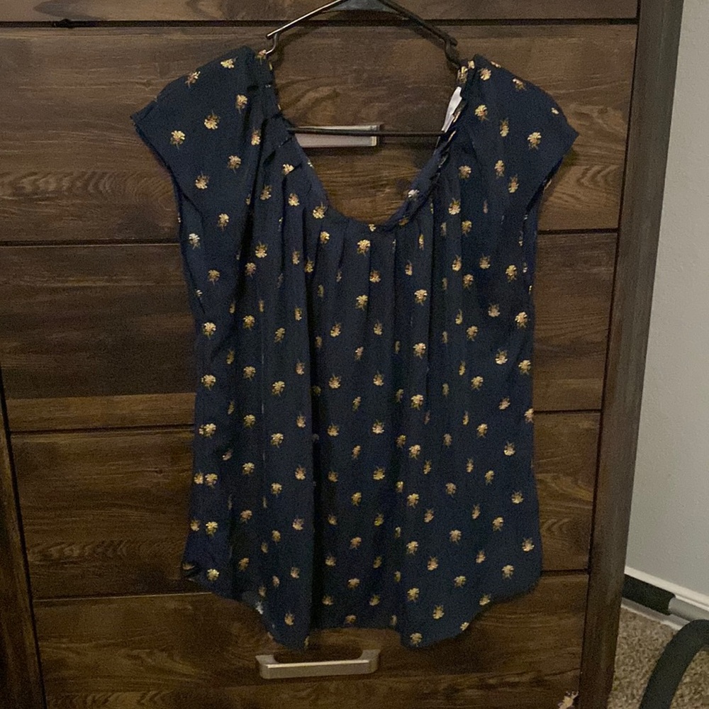 Short sleeve blouse
